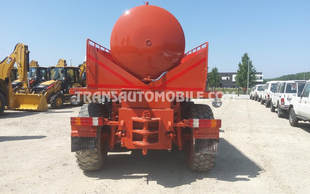 Samochód ciężarowy cysterna, Samochod ciężarowy z HDS Man KAT 1 8x8 12.7L TURBO DIESEL GRUE 7 tonnes ATLAS KM4300 M5 + CITERNE CARBURANT mobile 3.500 litres - EXPORT OUT EU: zdjęcie 6