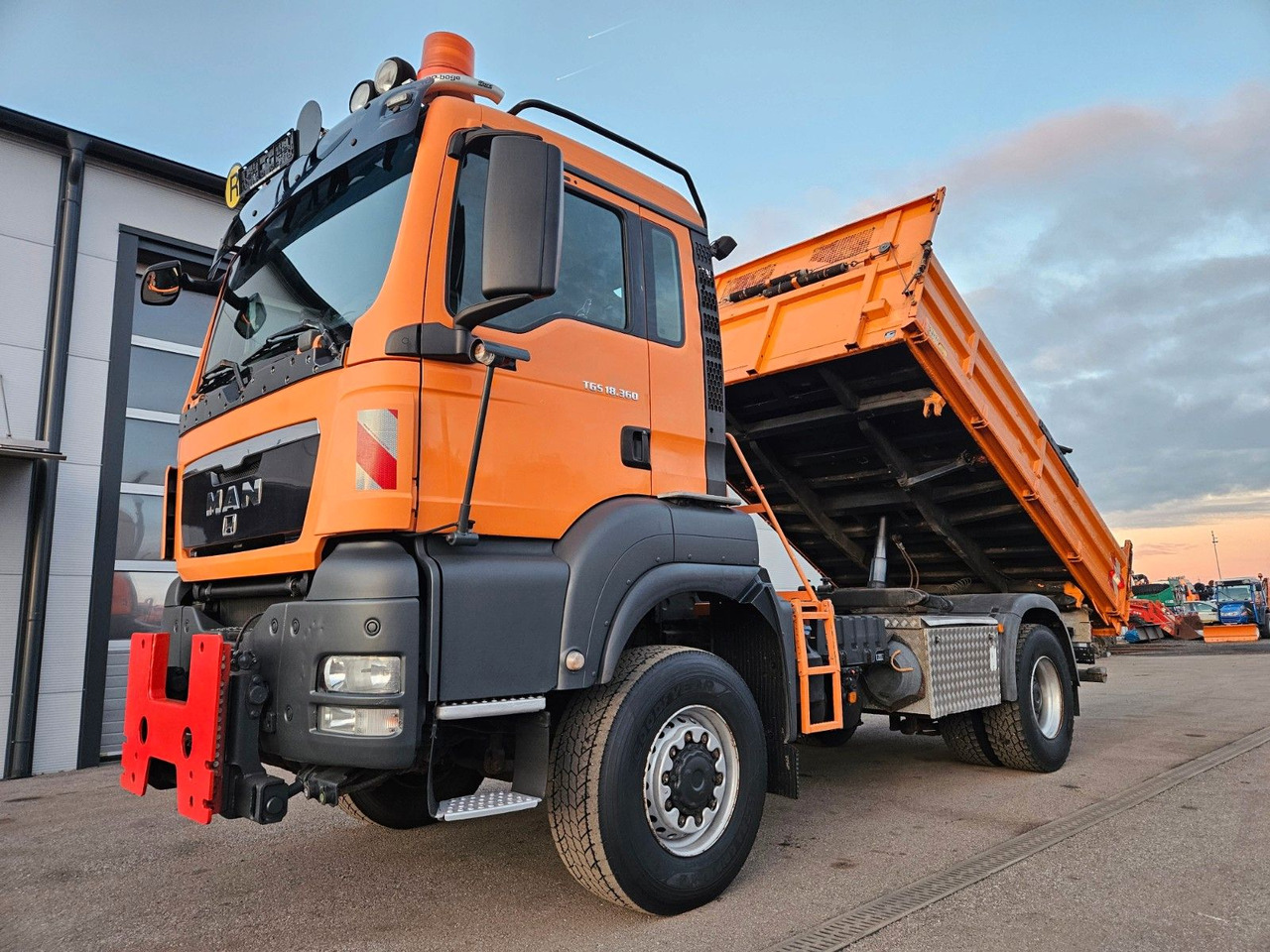 MAN TGS 18.360 4x4 BL Euro5 Meiller - Wywrotka: zdjęcie 1 MAN TGS 18.360 4x4 BL Euro5 Meiller - Wywrotka: zdjęcie 1