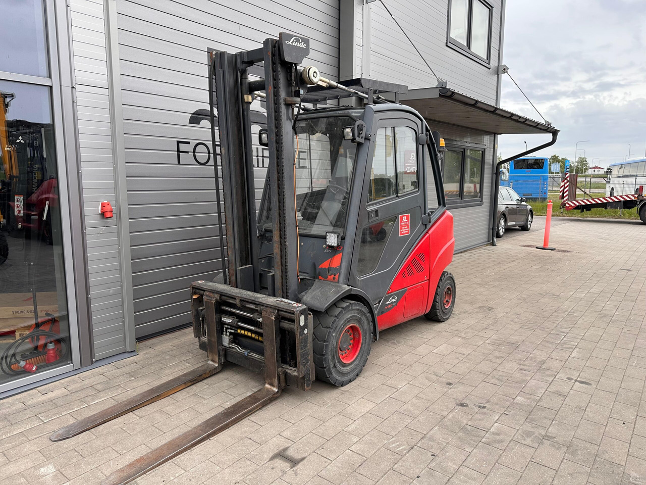Linde H30D-02 - Wózek widłowy diesel: zdjęcie 1 Linde H30D-02 - Wózek widłowy diesel: zdjęcie 1