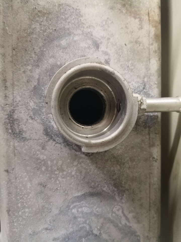 HITACHI HITACHI ZX160-LC3 ZX180-LC3 4642152 - Chłodnica do Koparek: zdjęcie 2 HITACHI HITACHI ZX160-LC3 ZX180-LC3 4642152 - Chłodnica do Koparek: zdjęcie 2