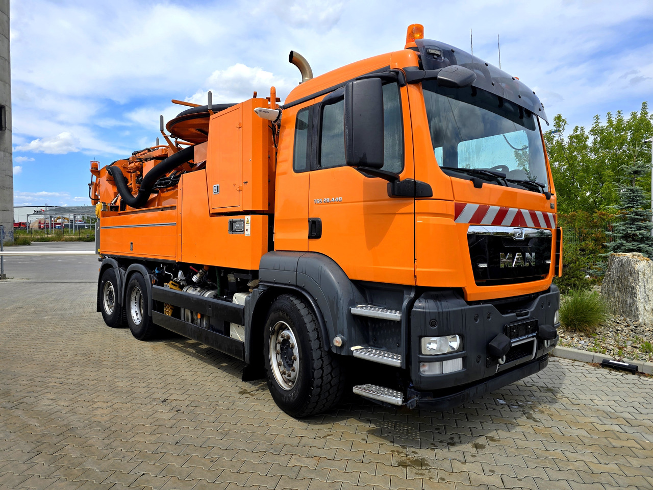 MAN TGS 28.440 - Samochód asenizacyjny: zdjęcie 3 MAN TGS 28.440 - Samochód asenizacyjny: zdjęcie 3