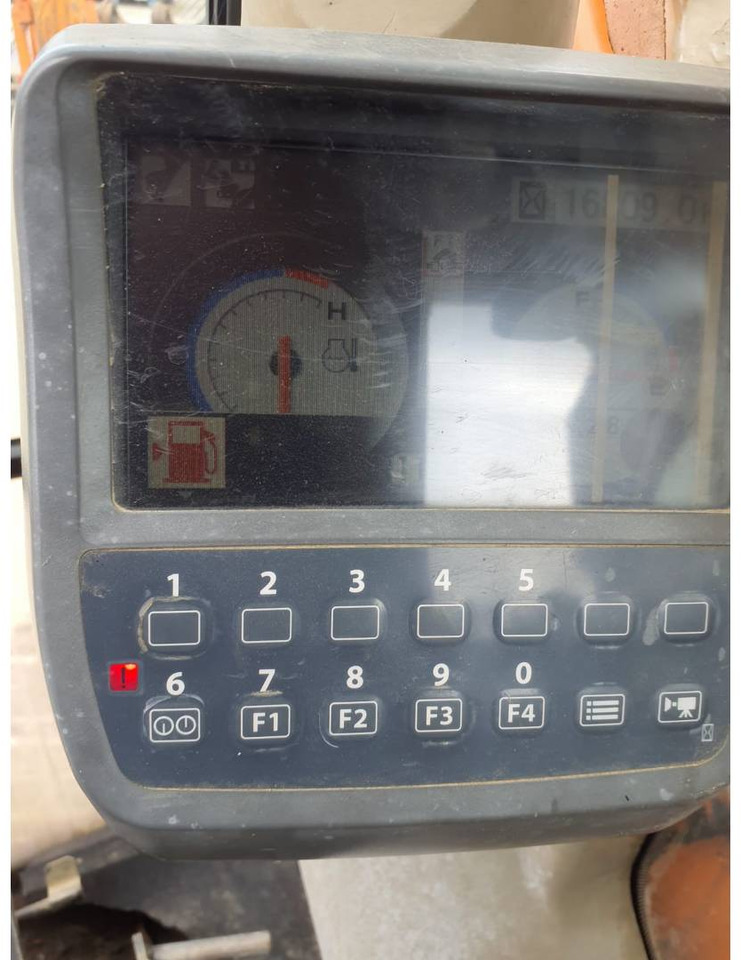 HITACHI ZX2400N-3 - Koparka gąsienicowa: zdjęcie 5 HITACHI ZX2400N-3 - Koparka gąsienicowa: zdjęcie 5