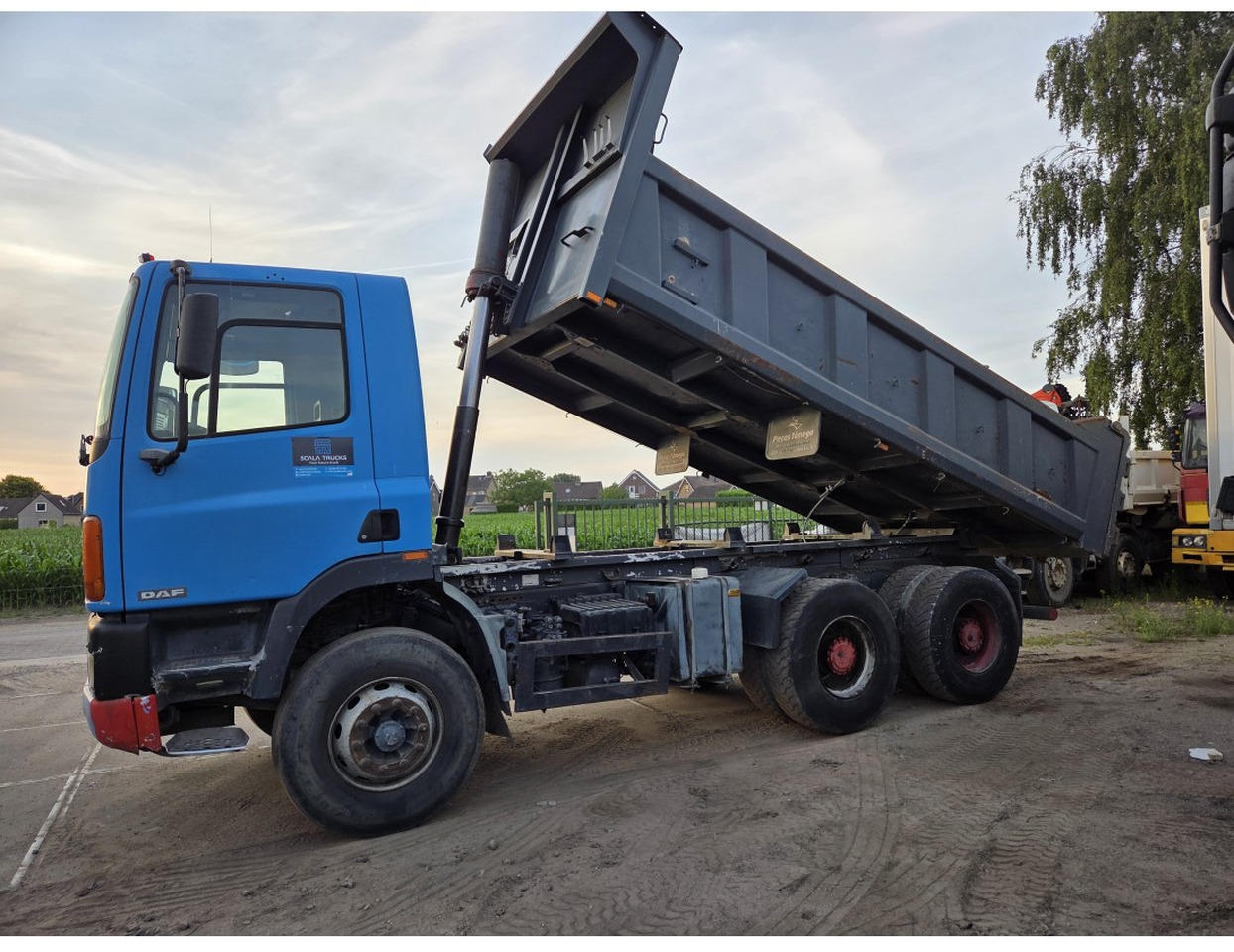 DAF 85 400 ATI 6x4 Tipper - Wywrotka: zdjęcie 3 DAF 85 400 ATI 6x4 Tipper - Wywrotka: zdjęcie 3