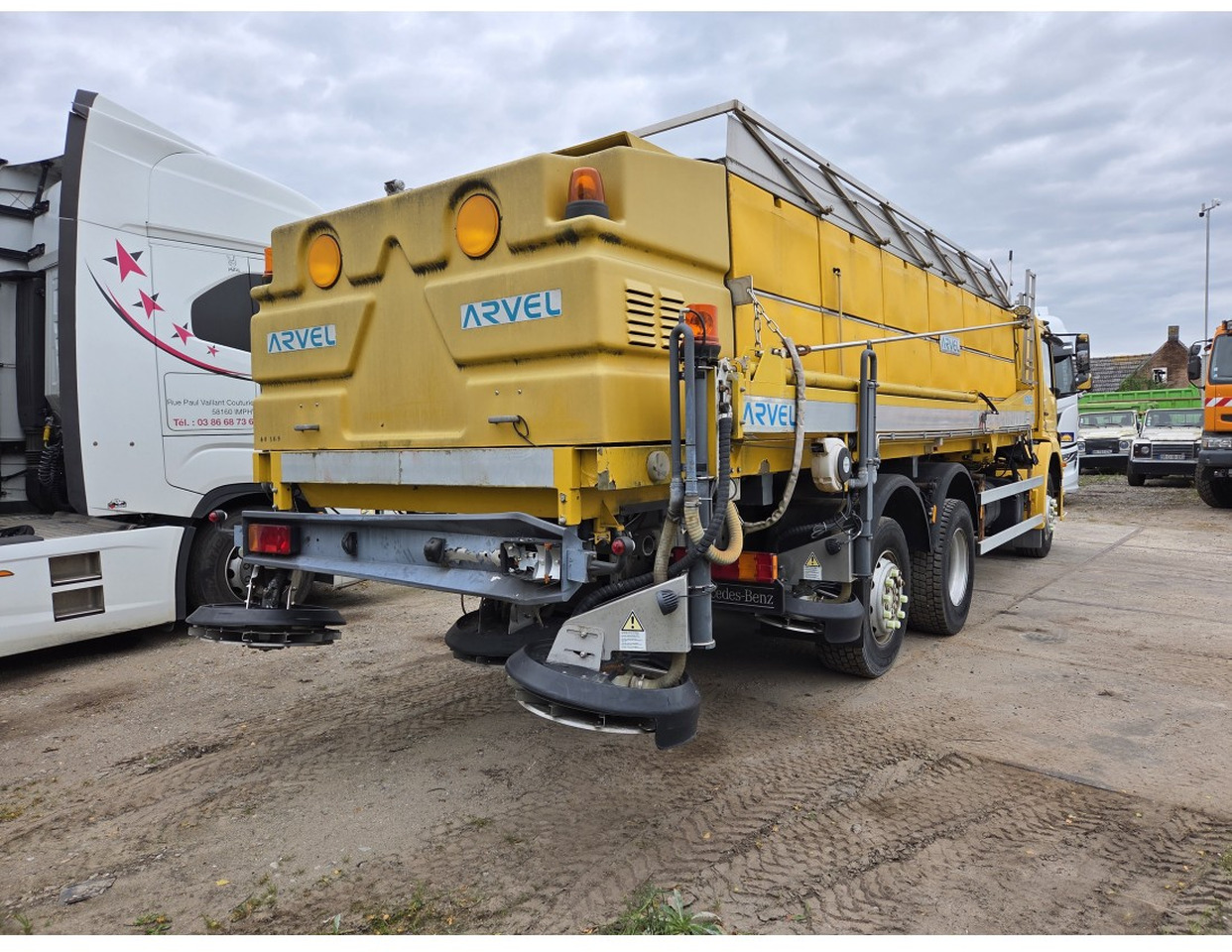 MERCEDES AXOR 2533 6X2 CHASSIS LOW MILEAGE - Samochód ciężarowe pod zabudowę, Maszyna do odśnieżania: zdjęcie 3 MERCEDES AXOR 2533 6X2 CHASSIS LOW MILEAGE - Samochód ciężarowe pod zabudowę, Maszyna do odśnieżania: zdjęcie 3