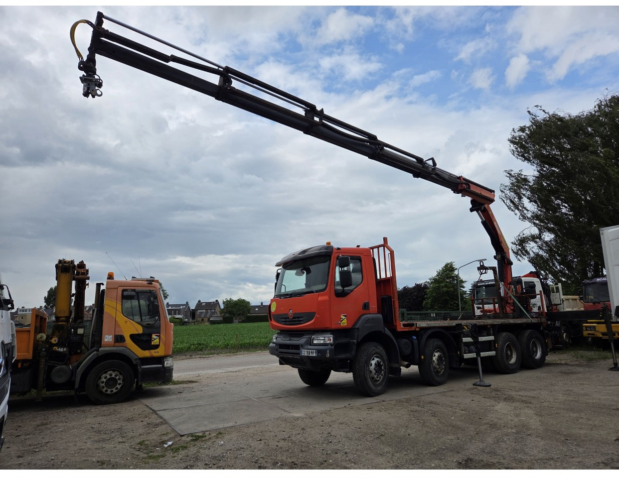 Renault Kerax 430 8X4 Flatbed Crane Palfinger PK26002EH 26 ton 5 Extensions *Retarder - Samochód ciężarowy skrzyniowy/ Platforma, Samochod ciężarowy z HDS: zdjęcie 1 Renault Kerax 430 8X4 Flatbed Crane Palfinger PK26002EH 26 ton 5 Extensions *Retarder - Samochód ciężarowy skrzyniowy/ Platforma, Samochod ciężarowy z HDS: zdjęcie 1