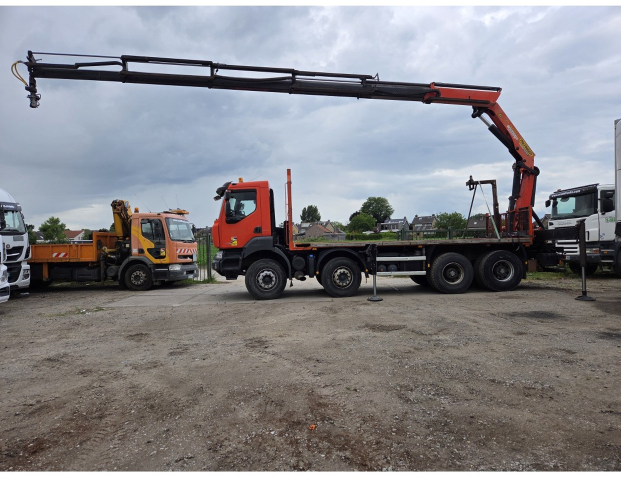 Renault Kerax 430 8X4 Flatbed Crane Palfinger PK26002EH 26 ton 5 Extensions *Retarder - Samochód ciężarowy skrzyniowy/ Platforma, Samochod ciężarowy z HDS: zdjęcie 3 Renault Kerax 430 8X4 Flatbed Crane Palfinger PK26002EH 26 ton 5 Extensions *Retarder - Samochód ciężarowy skrzyniowy/ Platforma, Samochod ciężarowy z HDS: zdjęcie 3
