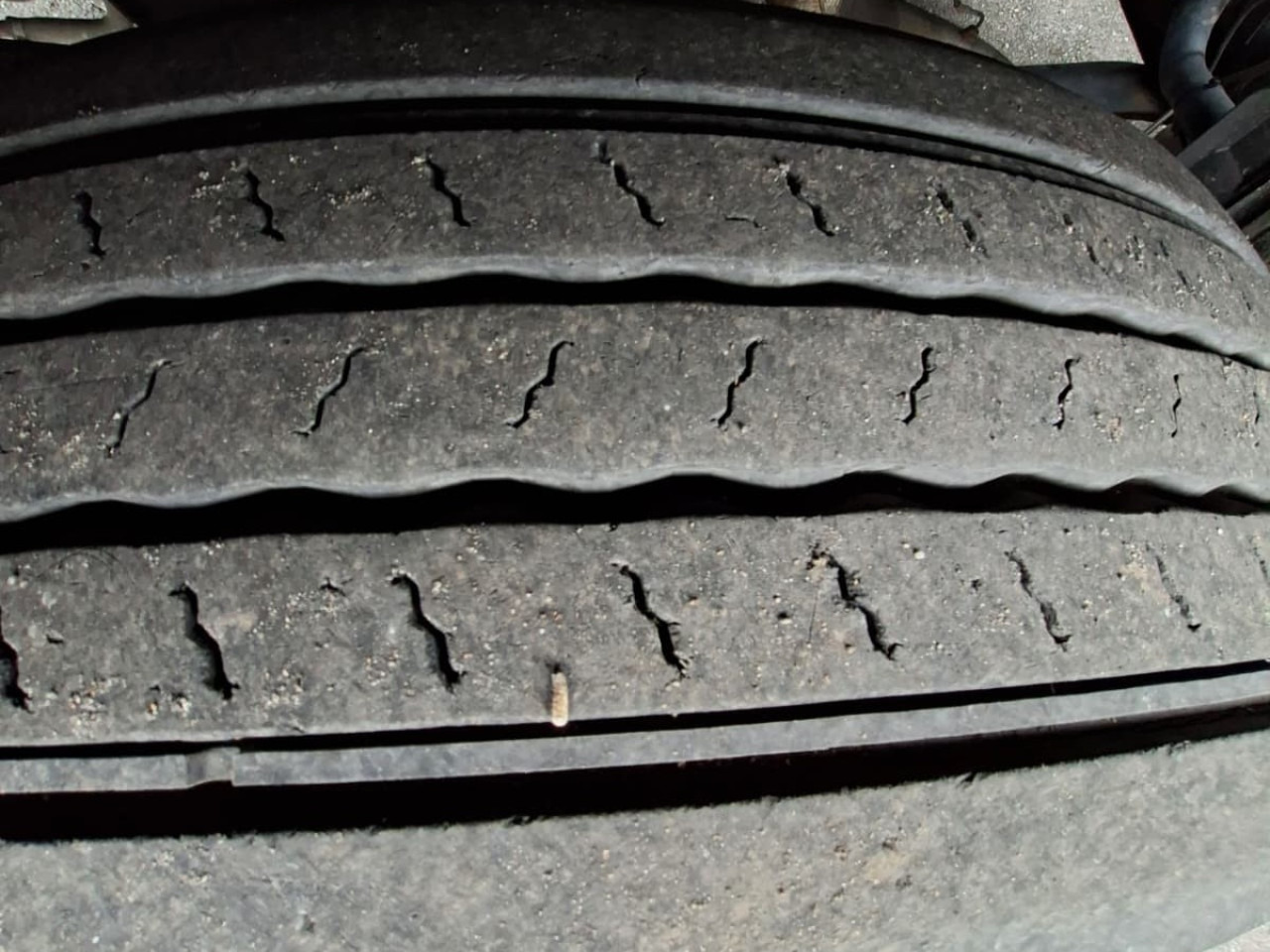 IVECO Stralis AS440S46T/P - Ciągnik siodłowy: zdjęcie 5 IVECO Stralis AS440S46T/P - Ciągnik siodłowy: zdjęcie 5