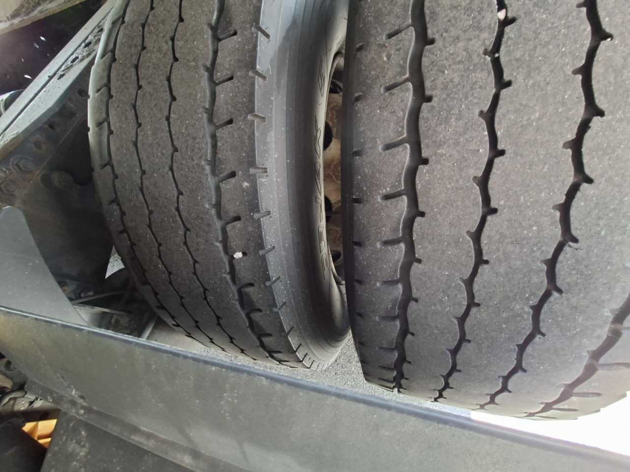 IVECO Stralis AS440S48T/P - Ciągnik siodłowy: zdjęcie 3 IVECO Stralis AS440S48T/P - Ciągnik siodłowy: zdjęcie 3