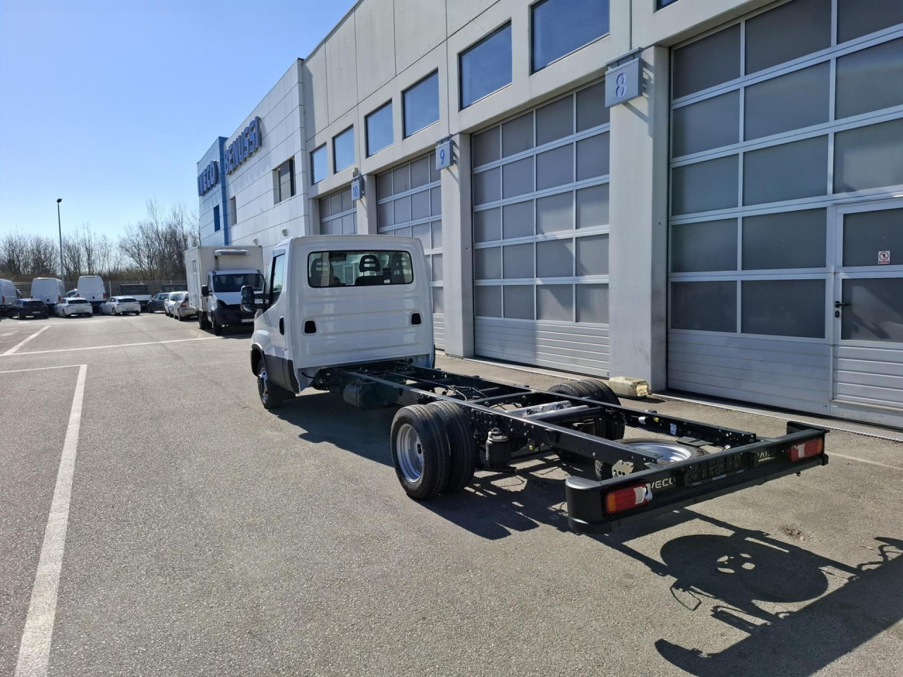 IVECO Daily 50C18H/P - Samochód ciężarowe pod zabudowę: zdjęcie 4 IVECO Daily 50C18H/P - Samochód ciężarowe pod zabudowę: zdjęcie 4