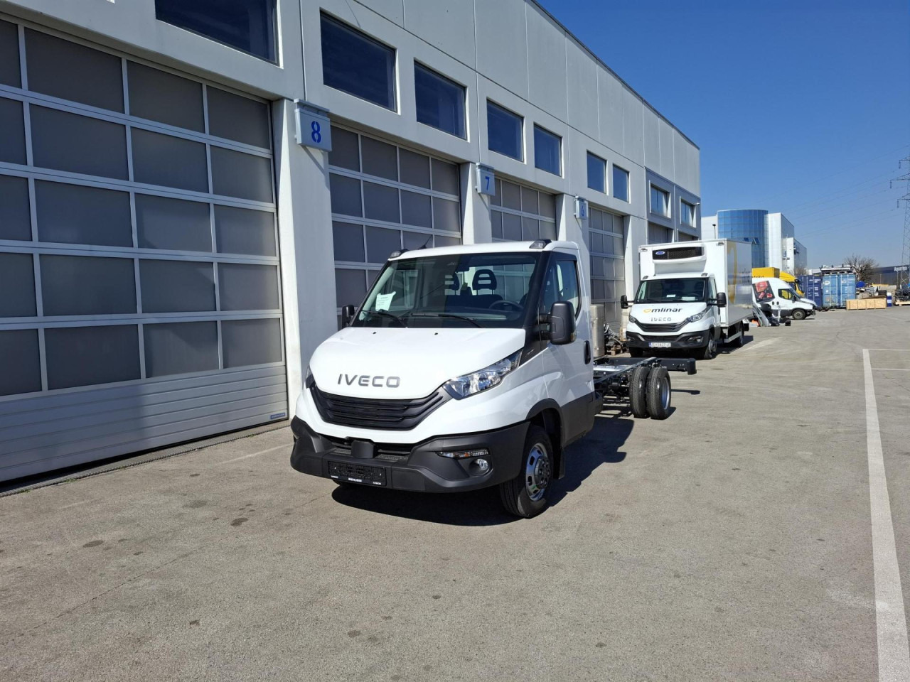 IVECO Daily 50C18H/P - Samochód ciężarowe pod zabudowę: zdjęcie 1 IVECO Daily 50C18H/P - Samochód ciężarowe pod zabudowę: zdjęcie 1