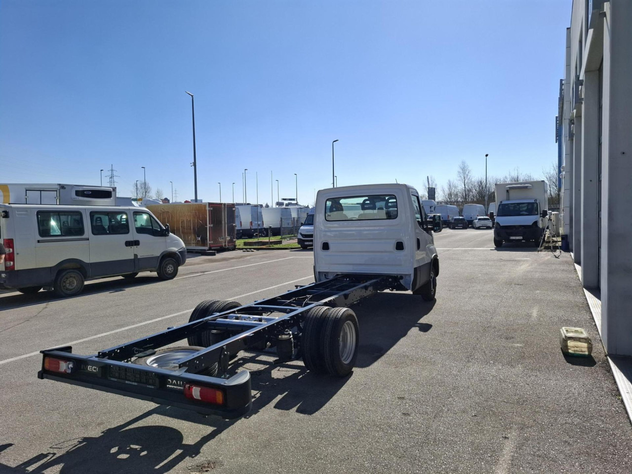 IVECO Daily 50C18H/P - Samochód ciężarowe pod zabudowę: zdjęcie 3 IVECO Daily 50C18H/P - Samochód ciężarowe pod zabudowę: zdjęcie 3
