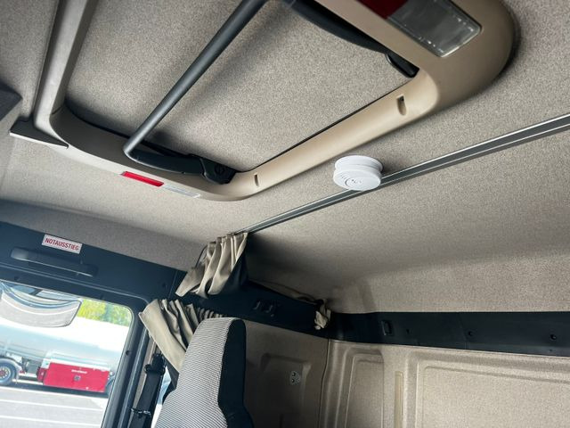 Ciągnik siodłowy MAN TGS 18.460 4x2, Euro 6, ADR MAN TGS 18.460 4x2, Euro 6, ADR: zdjęcie 12 Ciągnik siodłowy MAN TGS 18.460 4x2, Euro 6, ADR MAN TGS 18.460 4x2, Euro 6, ADR: zdjęcie 12