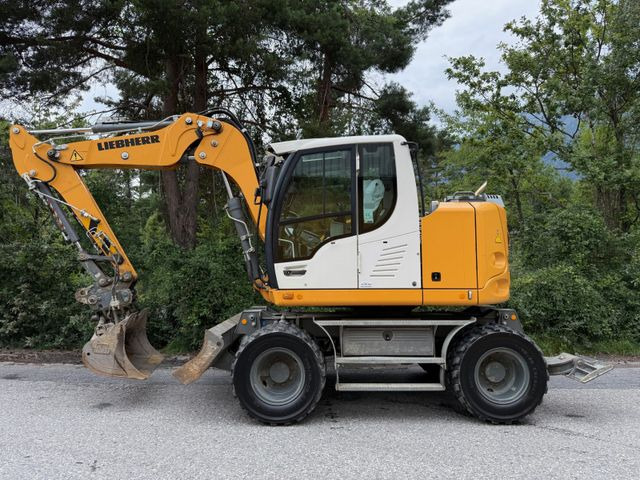 Liebherr A910 Compact Litronic,4 Schaufeln,Schnellwechsle - Koparka kołowa: zdjęcie 1 Liebherr A910 Compact Litronic,4 Schaufeln,Schnellwechsle - Koparka kołowa: zdjęcie 1