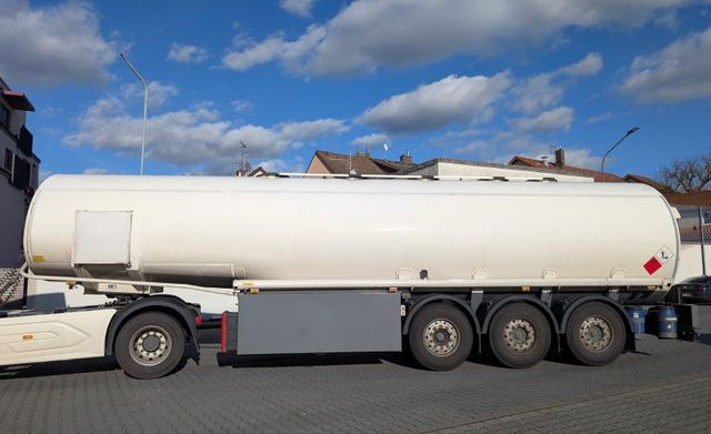 ROHR Hendricks Rohr, ADR, Diesel/Benzin 5 Kammern - Naczepa cysterna: zdjęcie 1 ROHR Hendricks Rohr, ADR, Diesel/Benzin 5 Kammern - Naczepa cysterna: zdjęcie 1