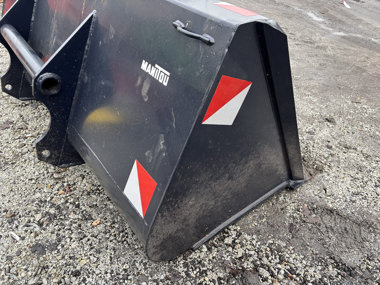 21453 Łyżka Objętościowa 2,3m 1,01 m3 z mocowaniem do ładowarki Claas Scorpion. - Łyżka do ładowarki: zdjęcie 5 21453 Łyżka Objętościowa 2,3m 1,01 m3 z mocowaniem do ładowarki Claas Scorpion. - Łyżka do ładowarki: zdjęcie 5