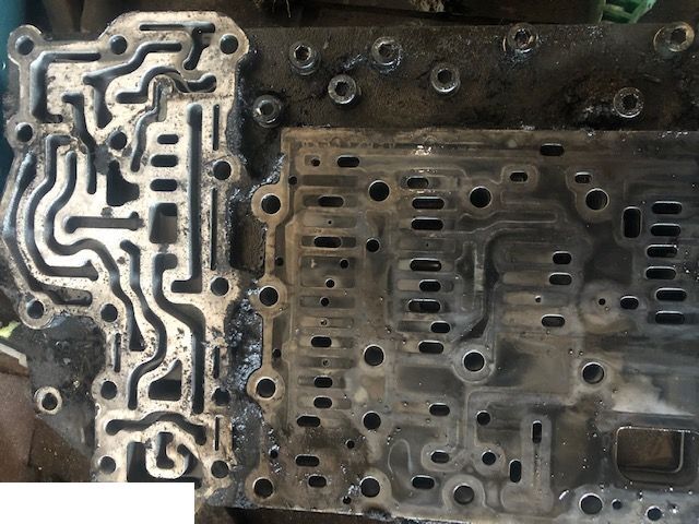 Case Cs Blok Zaworowy Skrzyni Biegów - Skrzynia biegów i części do Maszyn rolniczych: zdjęcie 2 Case Cs Blok Zaworowy Skrzyni Biegów - Skrzynia biegów i części do Maszyn rolniczych: zdjęcie 2