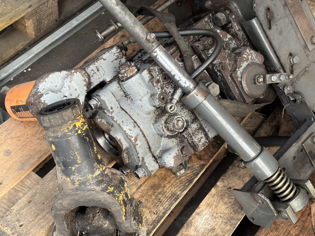 Claas 480 Obudowa Skrzyni Biegów 0006693240 00 0669 324 0 - Skrzynia biegów i części do Maszyn rolniczych: zdjęcie 3 Claas 480 Obudowa Skrzyni Biegów 0006693240 00 0669 324 0 - Skrzynia biegów i części do Maszyn rolniczych: zdjęcie 3