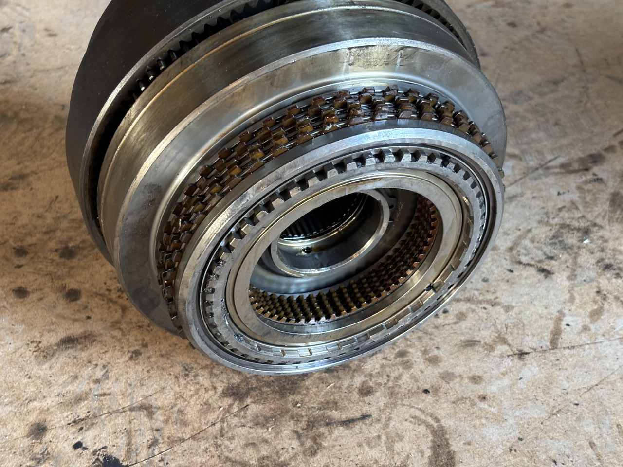 Claas AXION 830 CMATIC Mechanizm Sumujący Przekładnia Planetarna 0011660120 0011660200 0011660170 - Skrzynia biegów i części do Maszyn rolniczych: zdjęcie 2 Claas AXION 830 CMATIC Mechanizm Sumujący Przekładnia Planetarna 0011660120 0011660200 0011660170 - Skrzynia biegów i części do Maszyn rolniczych: zdjęcie 2