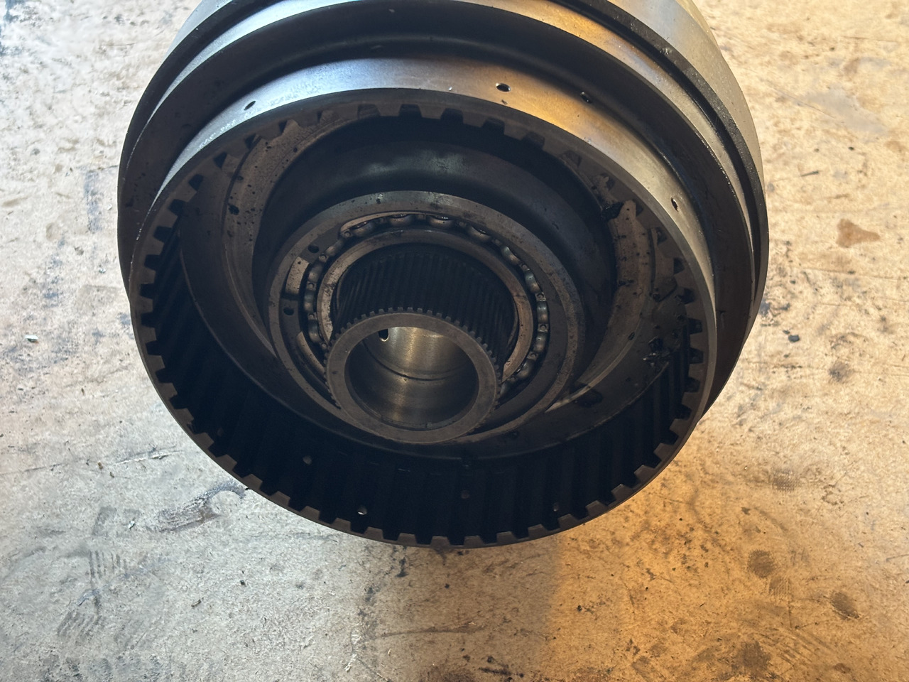 Claas AXION 830 CMATIC Mechanizm Sumujący Przekładnia Planetarna 0011660120 0011660200 0011660170 - Skrzynia biegów i części do Maszyn rolniczych: zdjęcie 3 Claas AXION 830 CMATIC Mechanizm Sumujący Przekładnia Planetarna 0011660120 0011660200 0011660170 - Skrzynia biegów i części do Maszyn rolniczych: zdjęcie 3