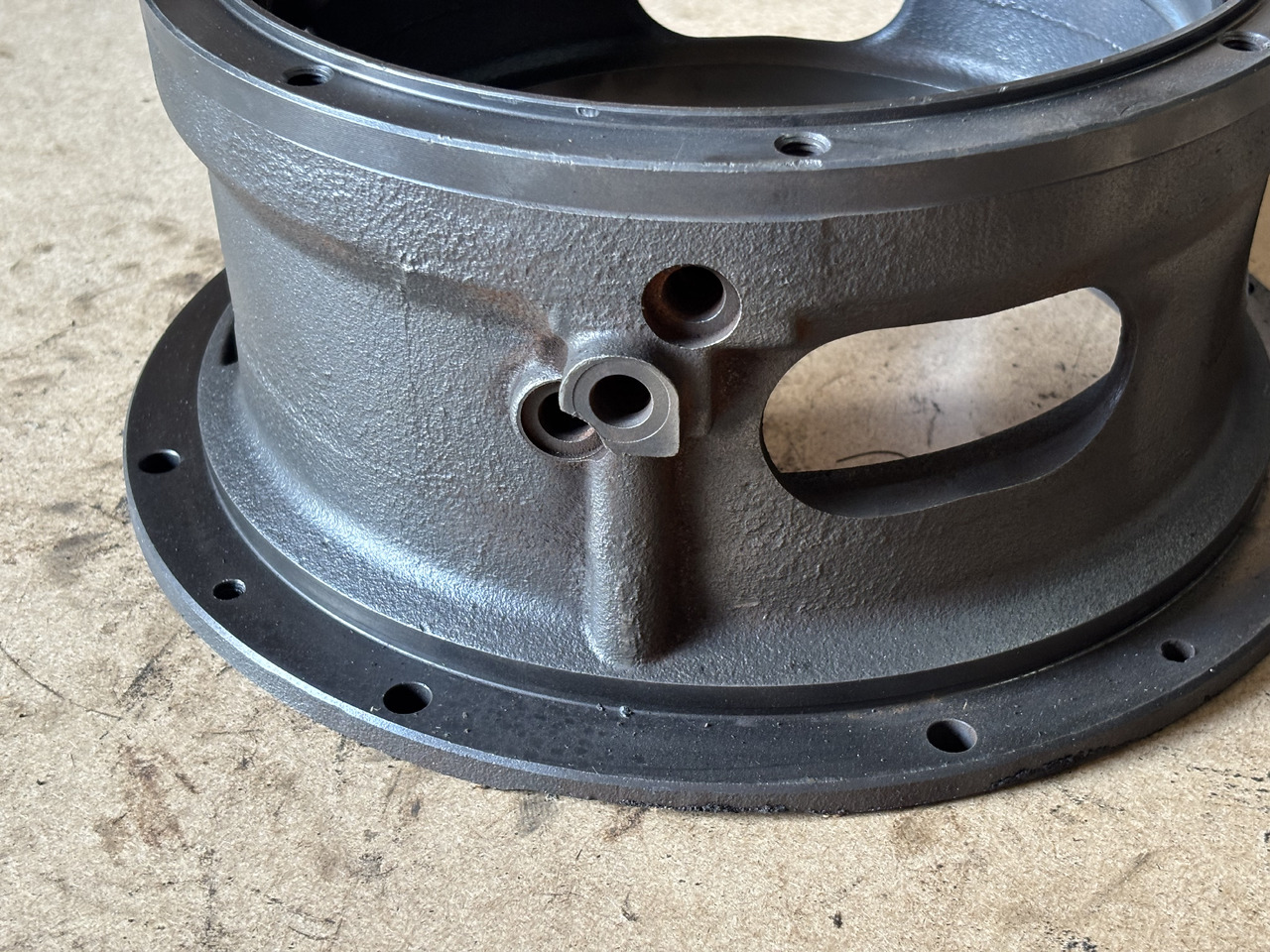 Claas AXION 830 Obudowa przekładni 00 1134 362 0 0011343620 - Skrzynia biegów i części do Maszyn rolniczych: zdjęcie 2 Claas AXION 830 Obudowa przekładni 00 1134 362 0 0011343620 - Skrzynia biegów i części do Maszyn rolniczych: zdjęcie 2