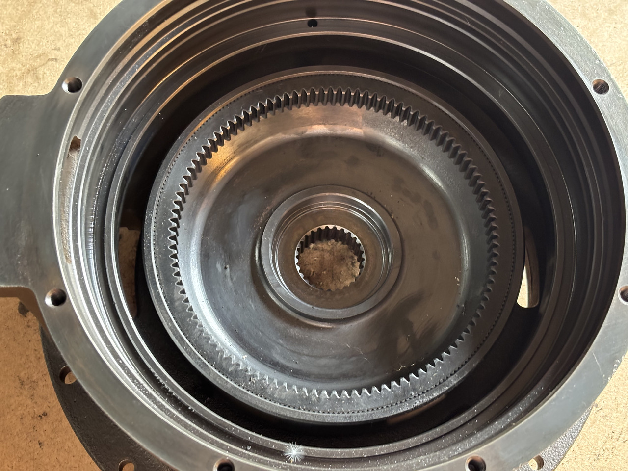 Claas AXION 830 Obudowa przekładni, koło 0011343521 0011606761 0011343611 - Skrzynia biegów i części do Maszyn rolniczych: zdjęcie 4 Claas AXION 830 Obudowa przekładni, koło 0011343521 0011606761 0011343611 - Skrzynia biegów i części do Maszyn rolniczych: zdjęcie 4