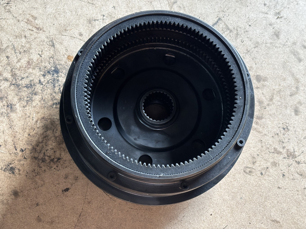 Claas AXION 830 Wieniec przekładni Jarzmo Koło Dzwon - Skrzynia biegów i części do Maszyn rolniczych: zdjęcie 1 Claas AXION 830 Wieniec przekładni Jarzmo Koło Dzwon - Skrzynia biegów i części do Maszyn rolniczych: zdjęcie 1