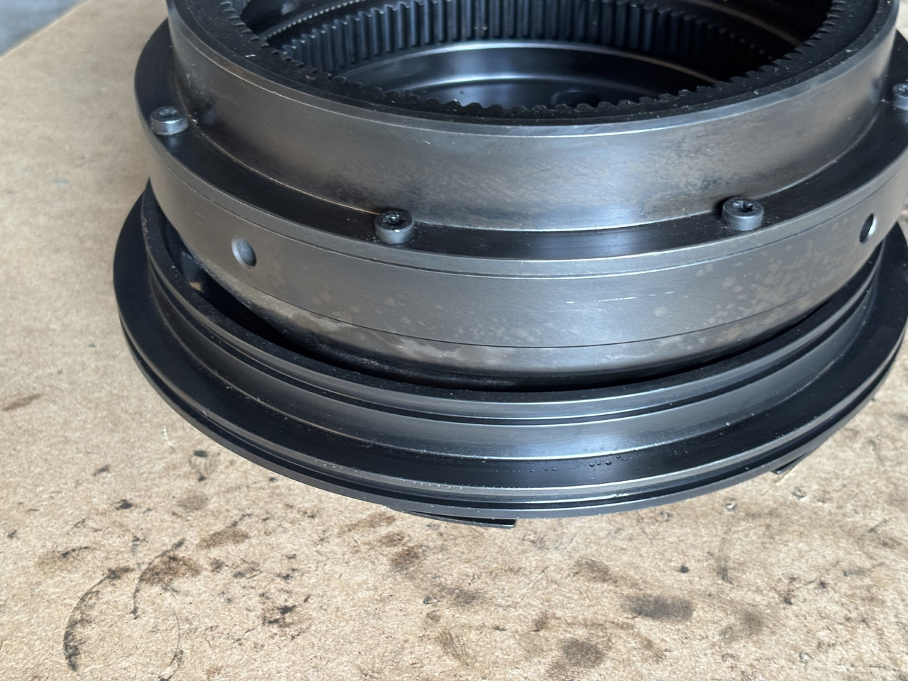 Claas AXION 830 Wieniec przekładni Jarzmo Koło Dzwon - Skrzynia biegów i części do Maszyn rolniczych: zdjęcie 4 Claas AXION 830 Wieniec przekładni Jarzmo Koło Dzwon - Skrzynia biegów i części do Maszyn rolniczych: zdjęcie 4