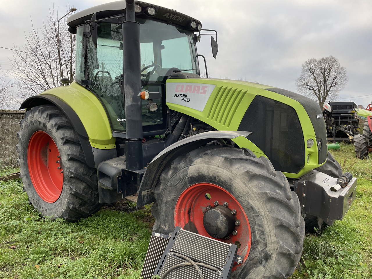 Claas Axion 810 - części - maska błotniki kabina dach - Ciągnik rolniczy: zdjęcie 1 Claas Axion 810 - części - maska błotniki kabina dach - Ciągnik rolniczy: zdjęcie 1