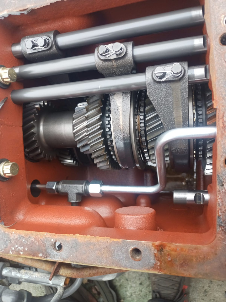 Claas Celtis claas axos skrzynia biegów części - Skrzynia biegów do Maszyn rolniczych: zdjęcie 5 Claas Celtis claas axos skrzynia biegów części - Skrzynia biegów do Maszyn rolniczych: zdjęcie 5