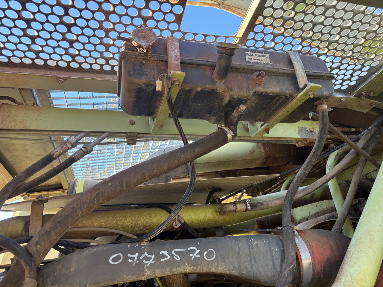 Claas Jaguar 820 840 860 Dodatkowy Zbiornik Paliwa 00 0076 141 0 0000761410 - Zbiornik paliwa do Maszyn rolniczych: zdjęcie 2 Claas Jaguar 820 840 860 Dodatkowy Zbiornik Paliwa 00 0076 141 0 0000761410 - Zbiornik paliwa do Maszyn rolniczych: zdjęcie 2