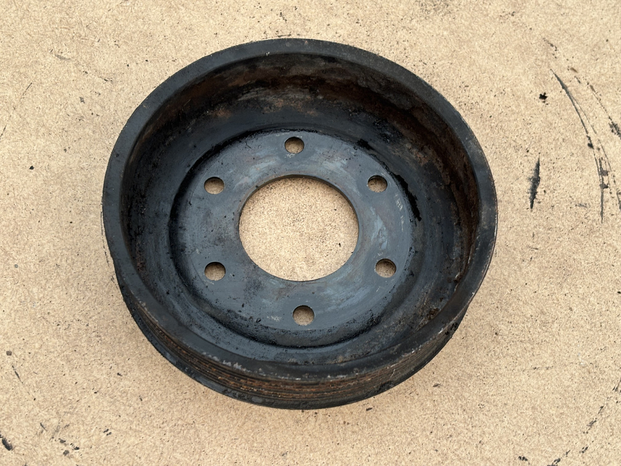 Claas LEXION 780 Koło Pasowe Silnika 9 pasków - Pasek do Kombajnów zbożowych: zdjęcie 3 Claas LEXION 780 Koło Pasowe Silnika 9 pasków - Pasek do Kombajnów zbożowych: zdjęcie 3