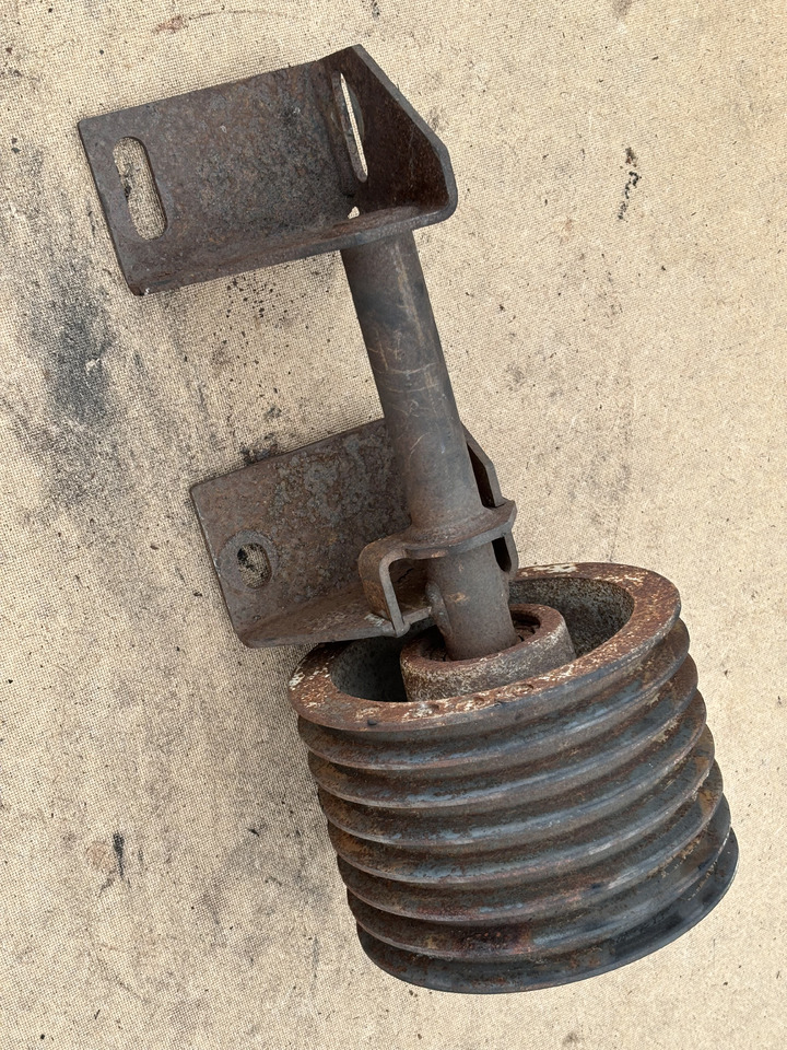 Claas Lexion 780 Koło Pasowe 7 rzędowe z mocowaniem - Pasek do Kombajnów zbożowych: zdjęcie 2 Claas Lexion 780 Koło Pasowe 7 rzędowe z mocowaniem - Pasek do Kombajnów zbożowych: zdjęcie 2