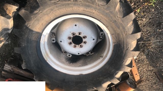 Felga 15x24 - Same Lamborgini Grand Prix - Felga do Maszyn rolniczych: zdjęcie 1 Felga 15x24 - Same Lamborgini Grand Prix - Felga do Maszyn rolniczych: zdjęcie 1