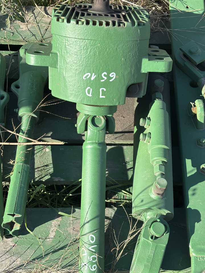 John Deere 6510 Przedni WOM L114345 L114340 L115648 - Skrzynia biegów i części do Maszyn rolniczych: zdjęcie 1 John Deere 6510 Przedni WOM L114345 L114340 L115648 - Skrzynia biegów i części do Maszyn rolniczych: zdjęcie 1