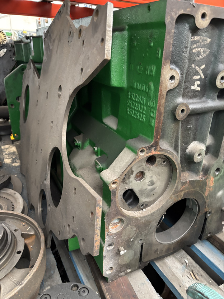 John Deere R522821 R522822 522823 Blok Silnika - Blok cylindrów do Maszyn rolniczych: zdjęcie 2 John Deere R522821 R522822 522823 Blok Silnika - Blok cylindrów do Maszyn rolniczych: zdjęcie 2