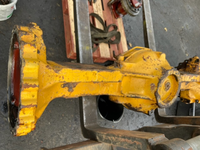 Liebherr L554 obudowa mostu AP-409/DL - Most i części do Maszyn budowlanych: zdjęcie 2 Liebherr L554 obudowa mostu AP-409/DL - Most i części do Maszyn budowlanych: zdjęcie 2