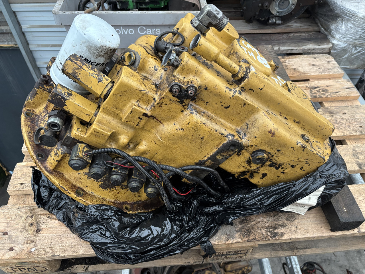 Manitou MLA628T Cat TH63 Skrzynia biegów 4205502R - Skrzynia biegów do Maszyn rolniczych: zdjęcie 1 Manitou MLA628T Cat TH63 Skrzynia biegów 4205502R - Skrzynia biegów do Maszyn rolniczych: zdjęcie 1