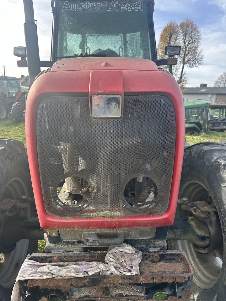 Massey Ferguson 6480 - 6499 grill przedni maska atrapa - Nadwozie i zewnętrzne elementy do Traktorów rolniczych: zdjęcie 5 Massey Ferguson 6480 - 6499 grill przedni maska atrapa - Nadwozie i zewnętrzne elementy do Traktorów rolniczych: zdjęcie 5