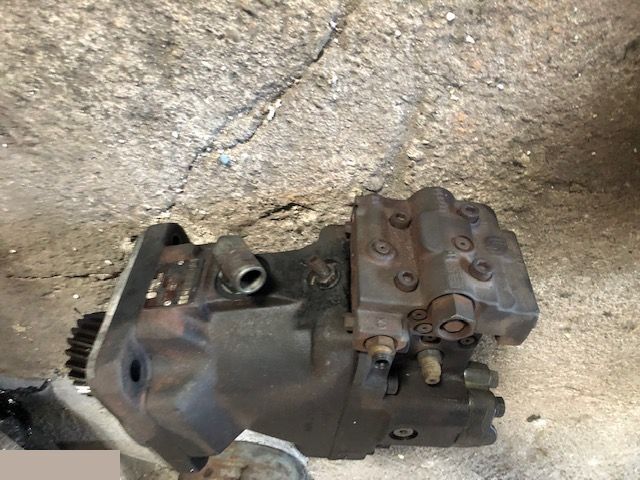 Merlo - Silnik Jazdy Hydromotor - Silnik hydrauliczny do Maszyn rolniczych: zdjęcie 5 Merlo - Silnik Jazdy Hydromotor - Silnik hydrauliczny do Maszyn rolniczych: zdjęcie 5