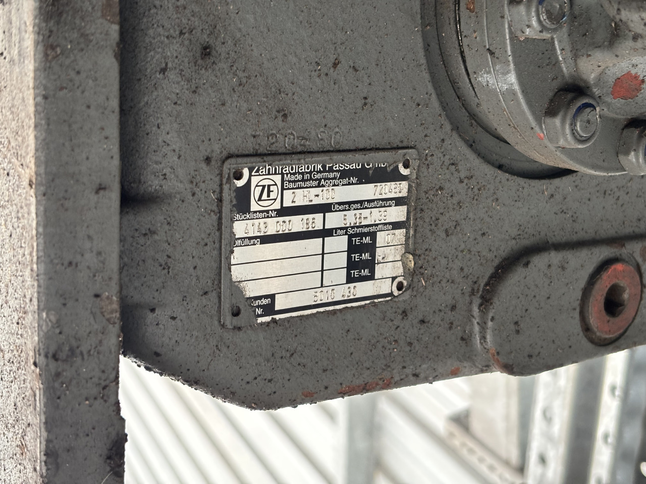 Skrzynia ZF 2HL-100 2HL100 Liebherr - Skrzynia biegów do Maszyn budowlanych: zdjęcie 2 Skrzynia ZF 2HL-100 2HL100 Liebherr - Skrzynia biegów do Maszyn budowlanych: zdjęcie 2