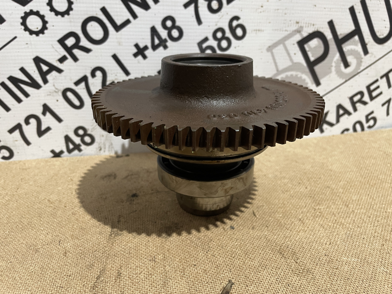 Valtra S354 Massey 8480 - skrzynia biegów - koło zębate wałek 903100490051 R835100490050 - Skrzynia biegów do Maszyn rolniczych: zdjęcie 2 Valtra S354 Massey 8480 - skrzynia biegów - koło zębate wałek 903100490051 R835100490050 - Skrzynia biegów do Maszyn rolniczych: zdjęcie 2