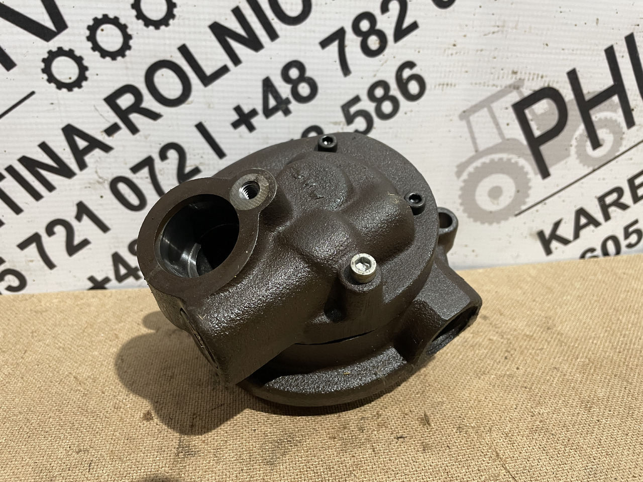 Valtra S354 Massey 8480 - skrzynia biegów - pompa oleju G835100490022 - Skrzynia biegów do Maszyn rolniczych: zdjęcie 1 Valtra S354 Massey 8480 - skrzynia biegów - pompa oleju G835100490022 - Skrzynia biegów do Maszyn rolniczych: zdjęcie 1