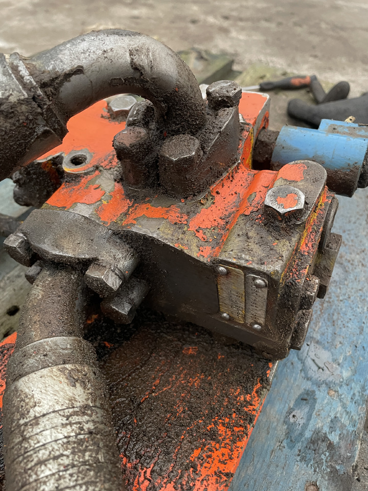 ZF 4PW45H1 Zettelmayer Volvo - skrzynia biegów - rozdzielacz hydrauliczny PUV07V7 - Skrzynia biegów do Maszyn rolniczych: zdjęcie 4 ZF 4PW45H1 Zettelmayer Volvo - skrzynia biegów - rozdzielacz hydrauliczny PUV07V7 - Skrzynia biegów do Maszyn rolniczych: zdjęcie 4