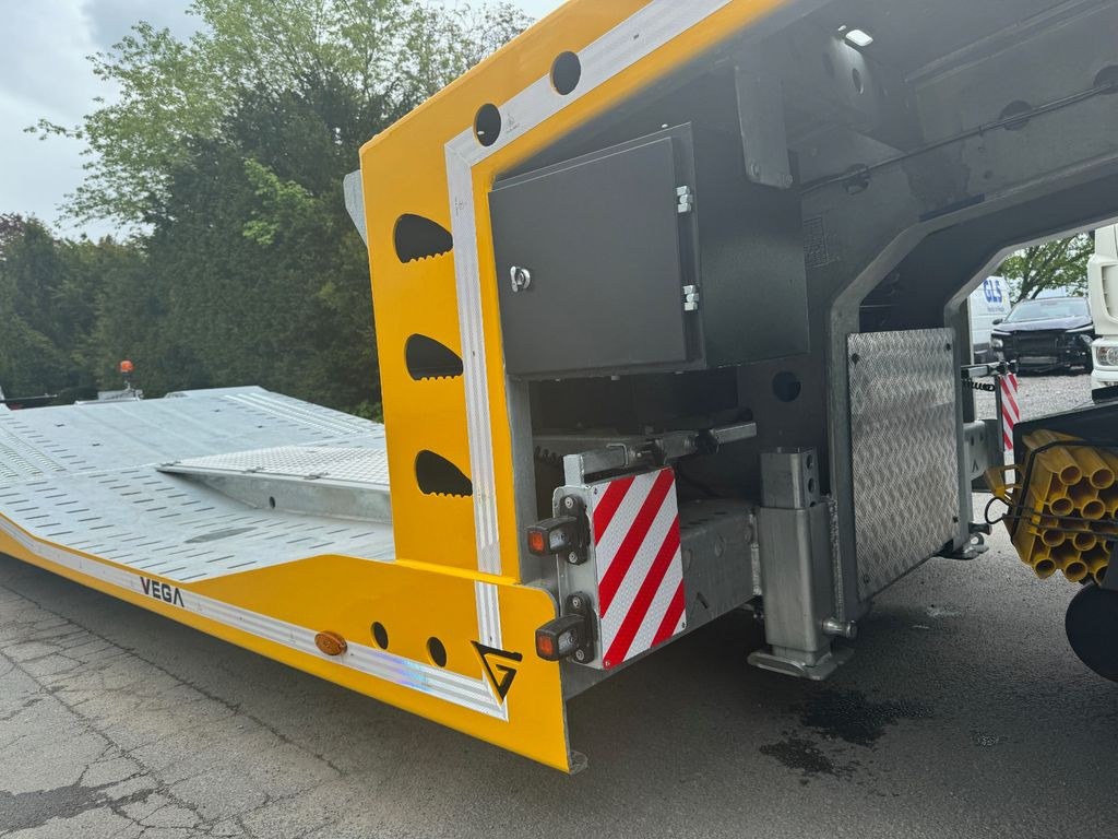 Vega Arla ZINK+LUFT+LED+Winde Vega Arla ZINK+LUFT+LED+Winde - Naczepa do przewozu samochodów: zdjęcie 5 Vega Arla ZINK+LUFT+LED+Winde Vega Arla ZINK+LUFT+LED+Winde - Naczepa do przewozu samochodów: zdjęcie 5