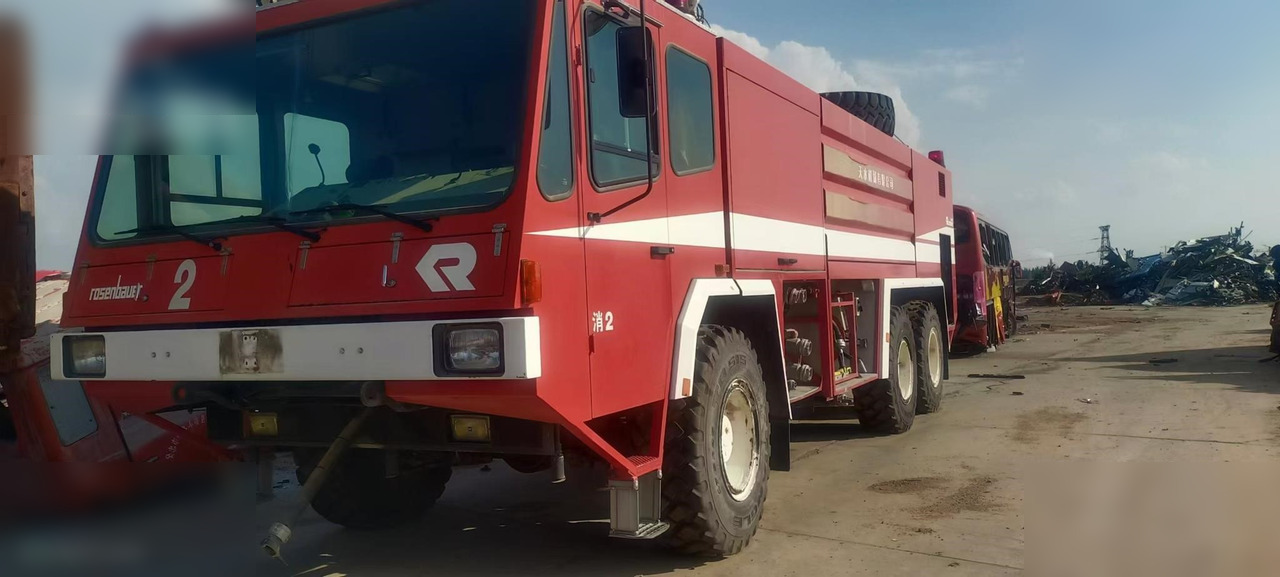 1995 ROSENBAUER FOX - Samochód pożarniczy: zdjęcie 1 1995 ROSENBAUER FOX - Samochód pożarniczy: zdjęcie 1