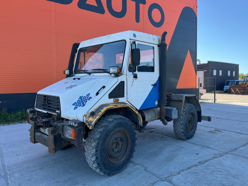 Mercedes-Benz Unimog U130 4x4 - Ciągnik siodłowy: zdjęcie 2 Mercedes-Benz Unimog U130 4x4 - Ciągnik siodłowy: zdjęcie 2