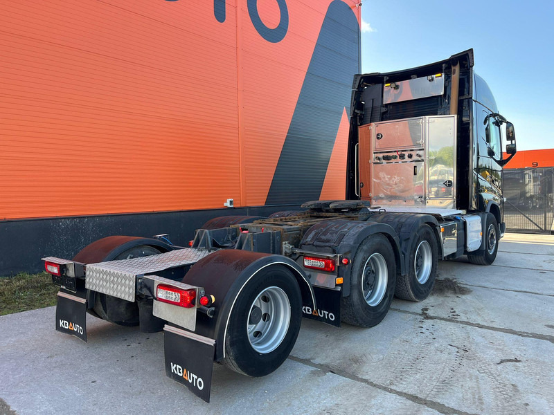 Volvo FH 16 750 8x4 GCW 90 ton / DOLLY / RETARDER - Ciągnik siodłowy: zdjęcie 5 Volvo FH 16 750 8x4 GCW 90 ton / DOLLY / RETARDER - Ciągnik siodłowy: zdjęcie 5