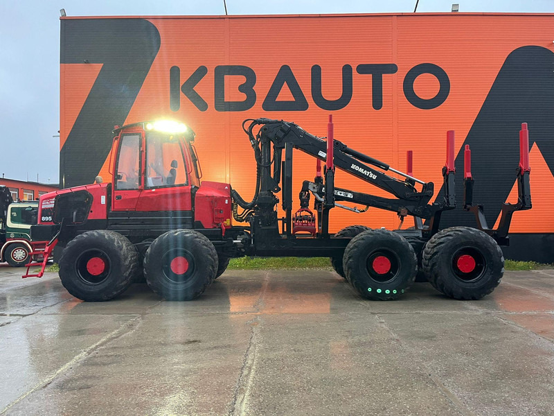 Komatsu 895 8x8 LOADFLEX / CRANE 165F - Przyczepa leśna: zdjęcie 3 Komatsu 895 8x8 LOADFLEX / CRANE 165F - Przyczepa leśna: zdjęcie 3