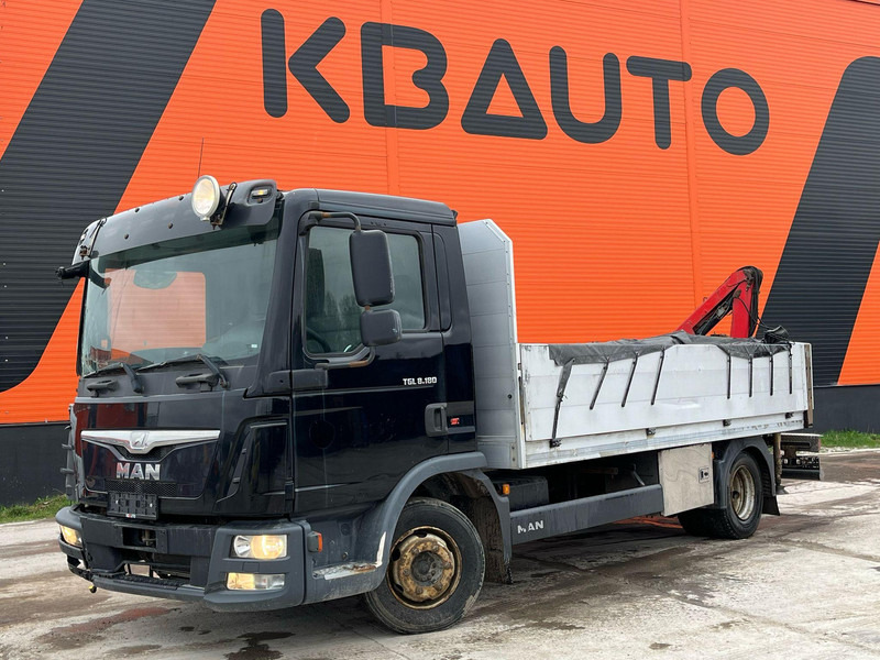 MAN TGL 8.180 4x2 CAB DAMAGE ! / Fassi F28 / PLATFORM L=4366 mm - Samochód ciężarowy skrzyniowy/ Platforma, Samochod ciężarowy z HDS: zdjęcie 2 MAN TGL 8.180 4x2 CAB DAMAGE ! / Fassi F28 / PLATFORM L=4366 mm - Samochód ciężarowy skrzyniowy/ Platforma, Samochod ciężarowy z HDS: zdjęcie 2