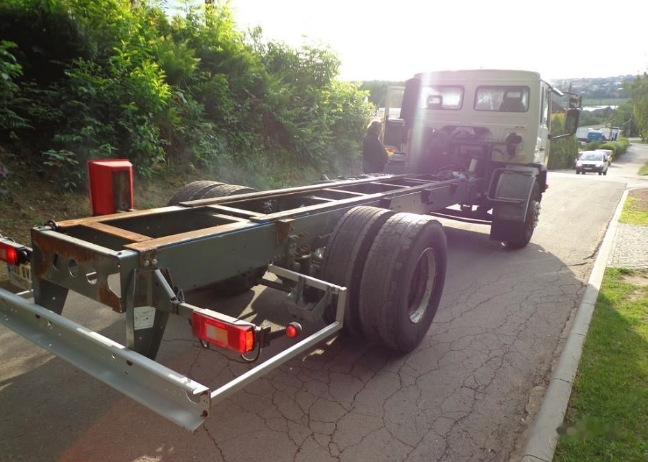 Volvo FL 19.250 - Samochód ciężarowe pod zabudowę: zdjęcie 3 Volvo FL 19.250 - Samochód ciężarowe pod zabudowę: zdjęcie 3